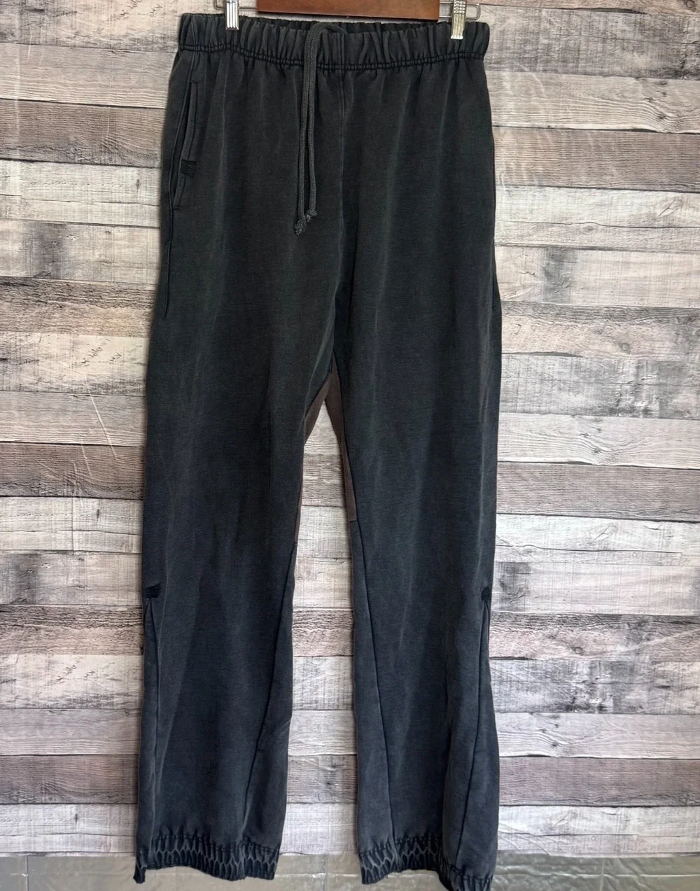 MNML Every Day Fleece Sweatpants Mens XL Gray Pockets Embroidered Casual